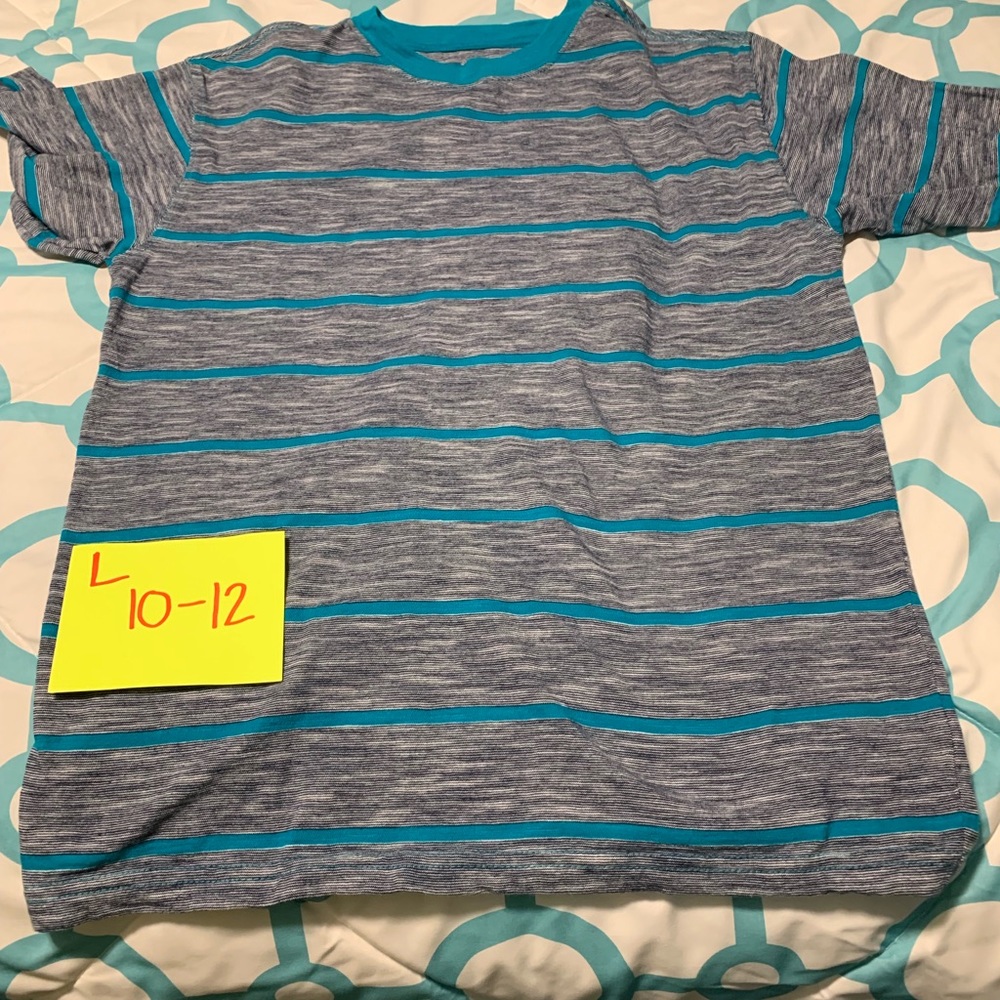 Boys Large Tee Shirt Great Condition